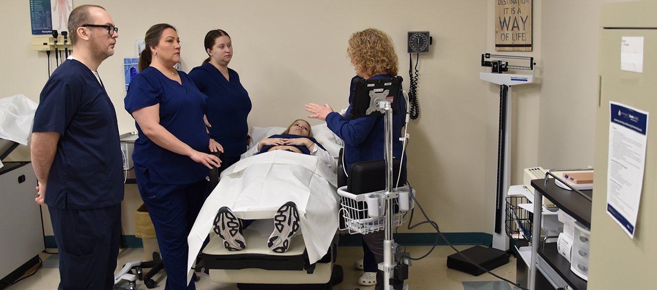 Students working in clinic