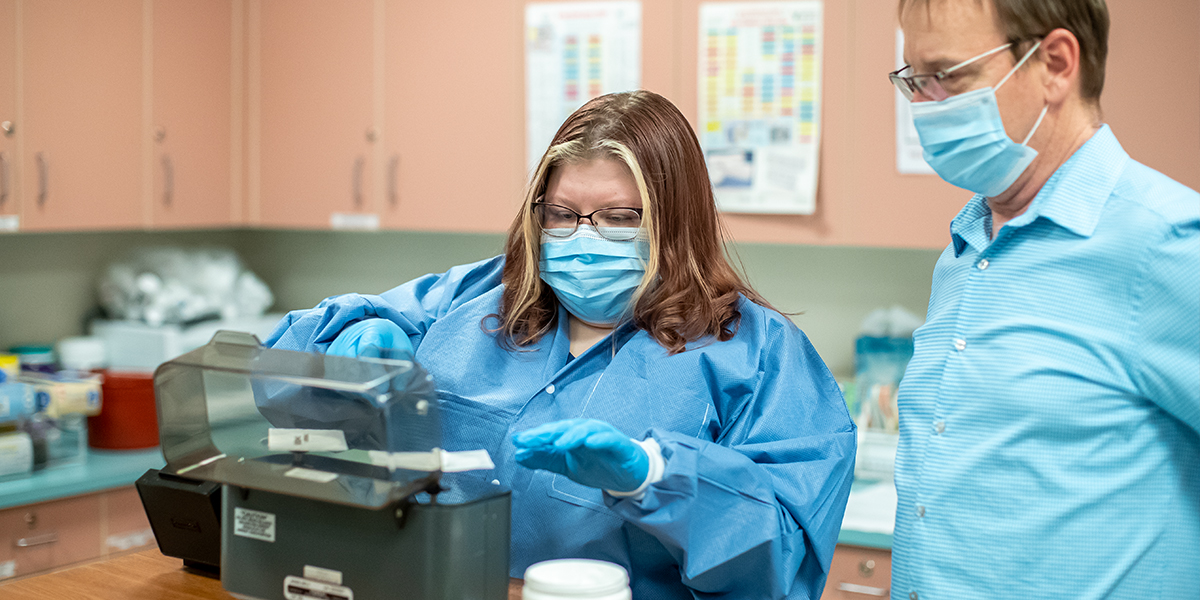 Allegany College of Maryland Students Working in Lab Setting